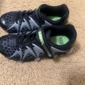 Stride rite leepz Blk/grey new shoes